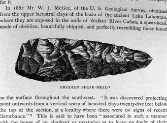 Obsidian-Speerkopf, gefunden in den Lahontan-Sedimenten, aus Narrative and Critical History of America, veröffentlicht 1889